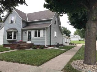 320 Oklahoma Ave, Adrian, MN 56110