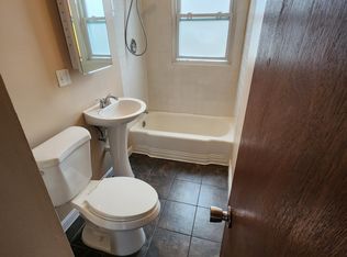 68 Mott St #2, New Bedford, MA 02744