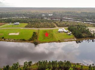 558 Wide Water Cir, Wewahitchka, FL 32465