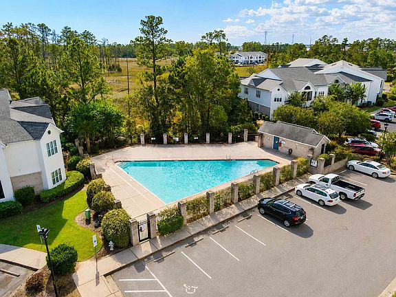5th image of 3901 Botsford Ct