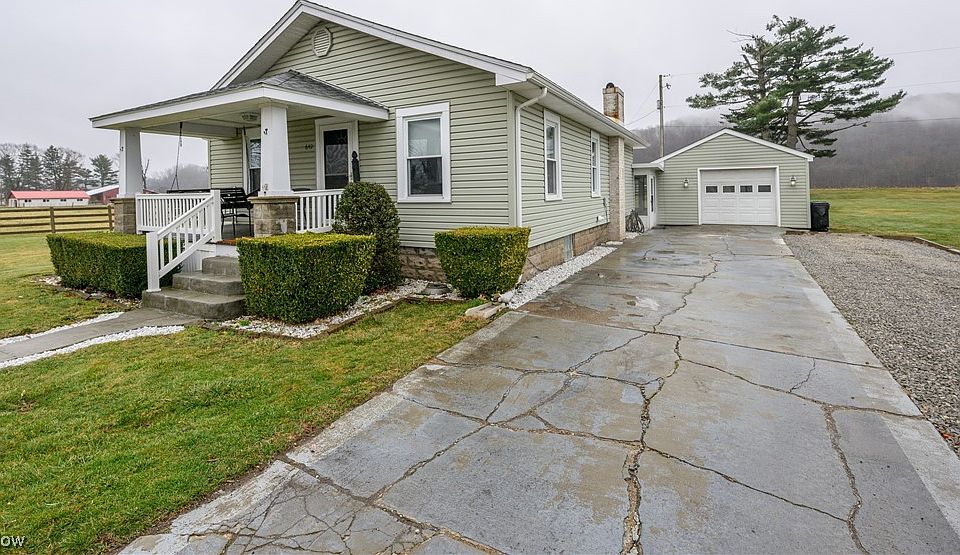 642 E Main St, Gnadenhutten, OH 44629 Zillow
