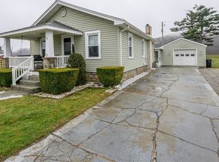 642 E Main St, Gnadenhutten, OH