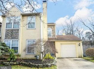 114 Lakeside Dr, Atco, NJ 08004