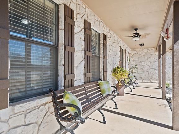 2nd image of 366 Chaparral Creek Dr