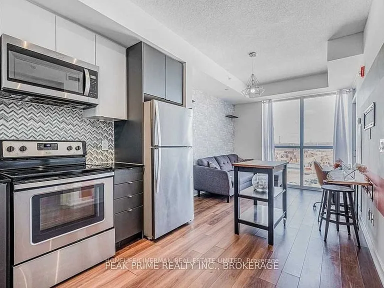 5240 Dundas St #B608 — Photo 15