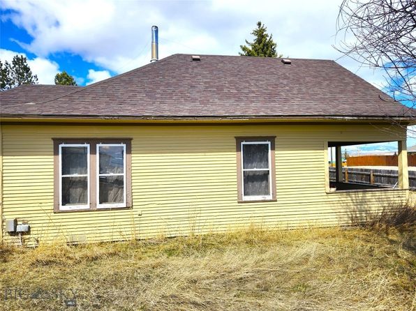 208 Hannaford St S, Wilsall, MT 59086