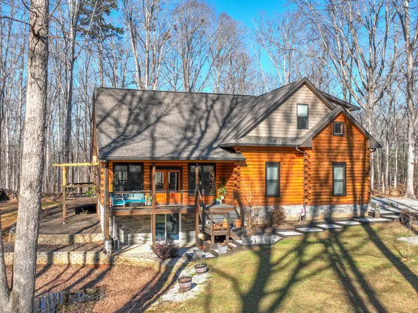 203 Teasley Ln, Hartwell, GA 30643