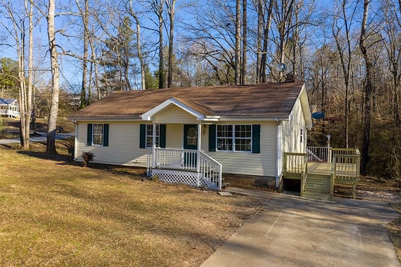 1st image of 11 Mountainside Dr W