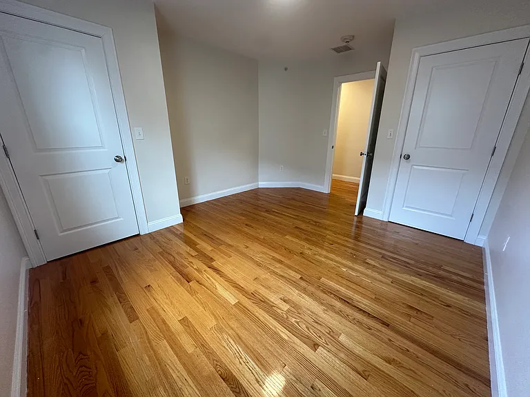 50 Liberty St #3R — Photo 9