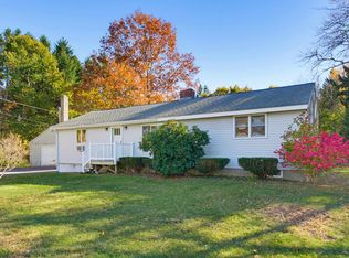 11 Lamson Lane, Hampton, NH 03842