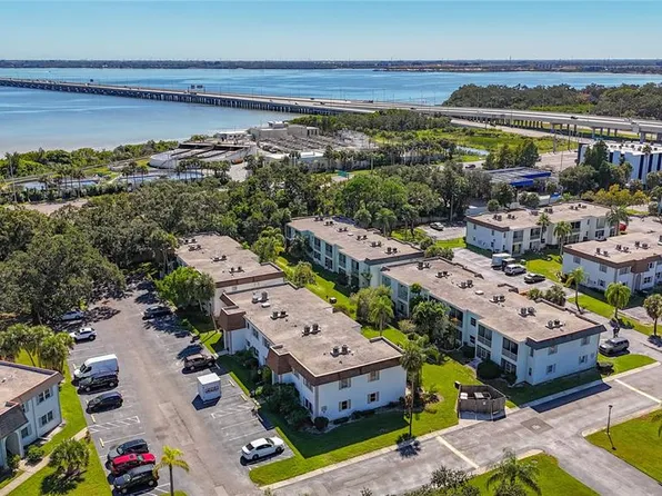 379 S McMullen Booth Rd APT 76, Clearwater, FL 33759