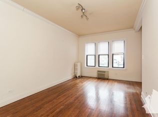 740 W Addison St, Chicago, IL 60613