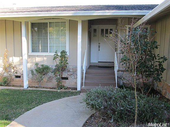 2nd image of 2659 Willowdale Dr