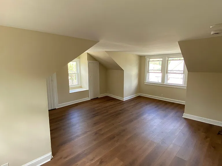 115 Mantua Blvd #B — Photo 16