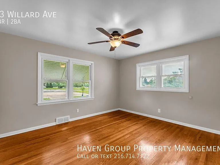 23 Willard Ave — Photo 6