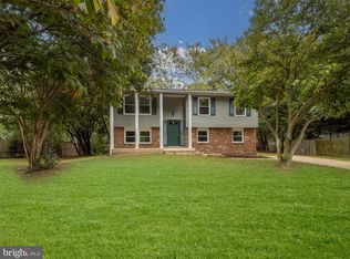 22 Amwich Ct, Waldorf, MD