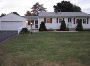 25 Somerset St, East Longmeadow, MA 01028