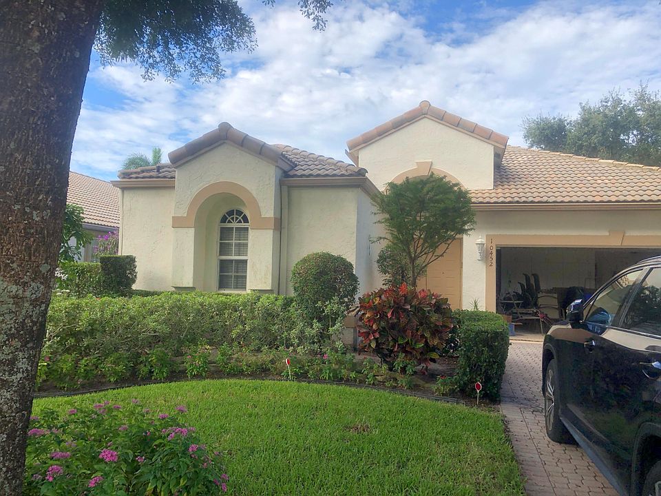 Home For Sale In The Club