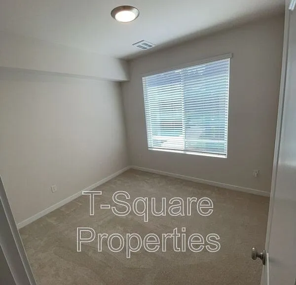 13117 3rd Ave SE #J2 — Photo 11