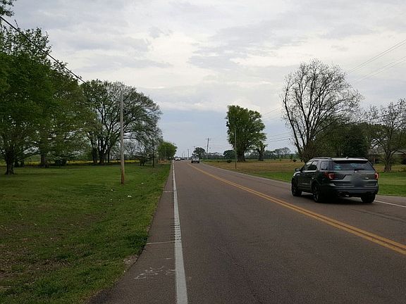 4th image of 3600 Highway 78