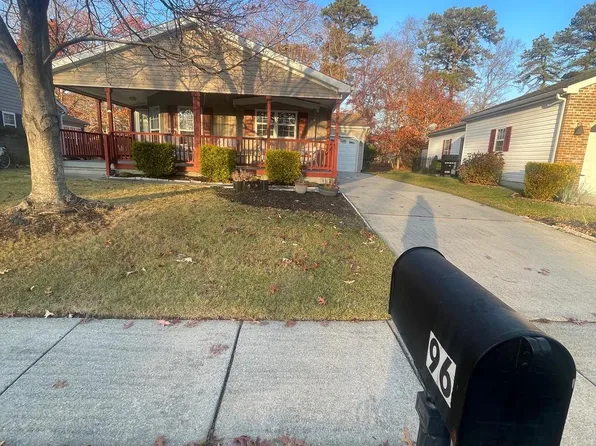 96 Loch Lomond Ct, Mays Landing, NJ 08330