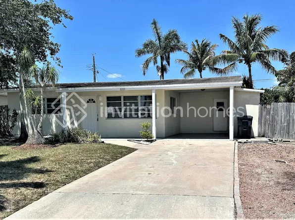 6565 Westview Dr, Lake Worth, FL 33462