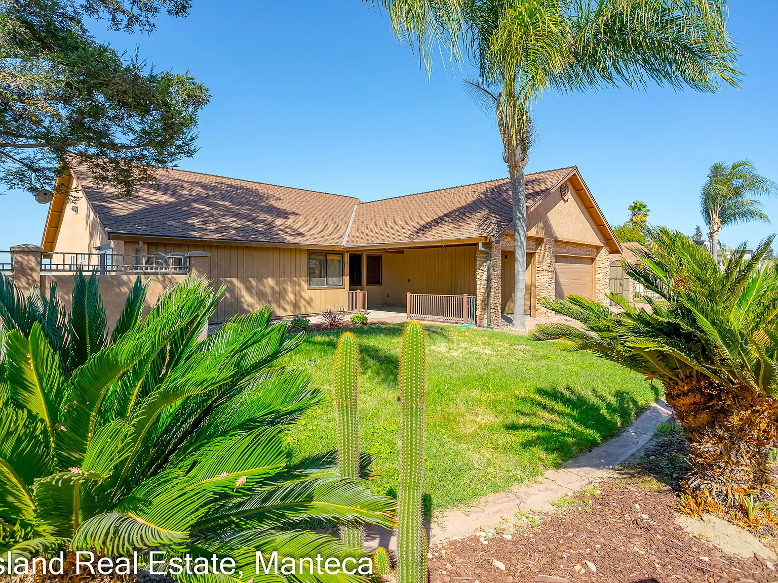 Pueblo Dr., 14909 - 1 — Photo 2