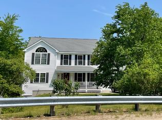 11 Lynwood Rd, Raymond, NH 03077