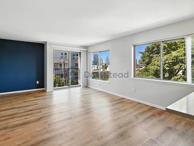 601 Summit Ave E #401 — Photo 5