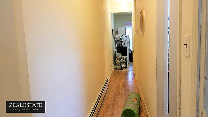 Rented by ZealEstate Group Inc | media 31