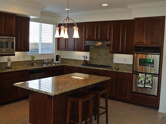 5th image of 2510 Rockdale Pl