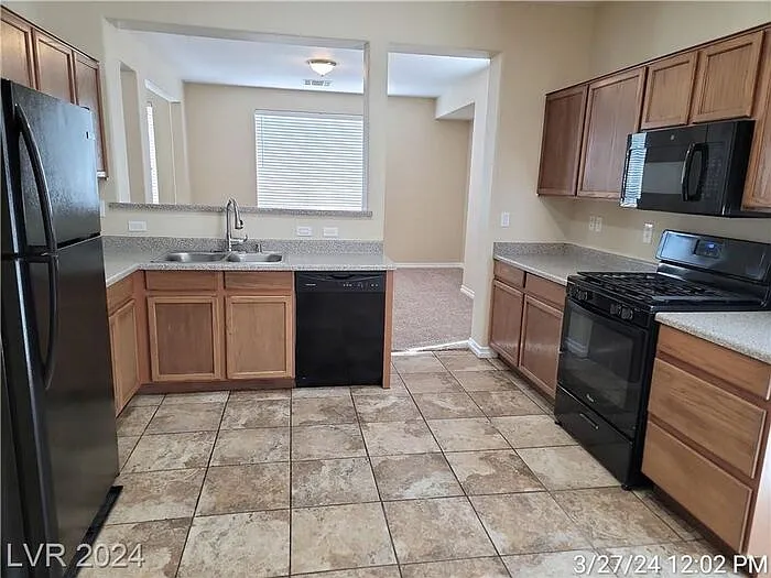 8465 Adams Valley St — Photo 13