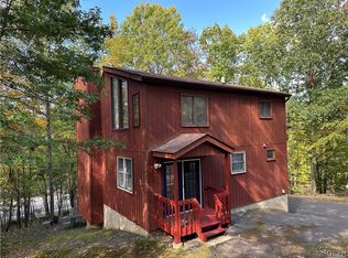 1136 Summit Ter, East Stroudsburg, PA