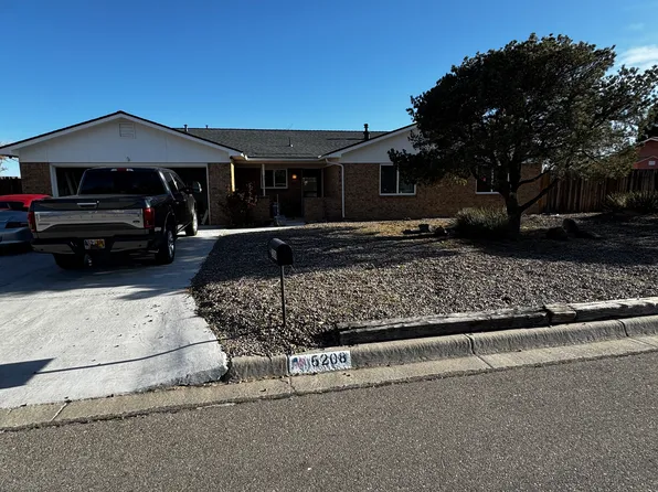 5208 Timan Ave NW, Albuquerque, NM 87114