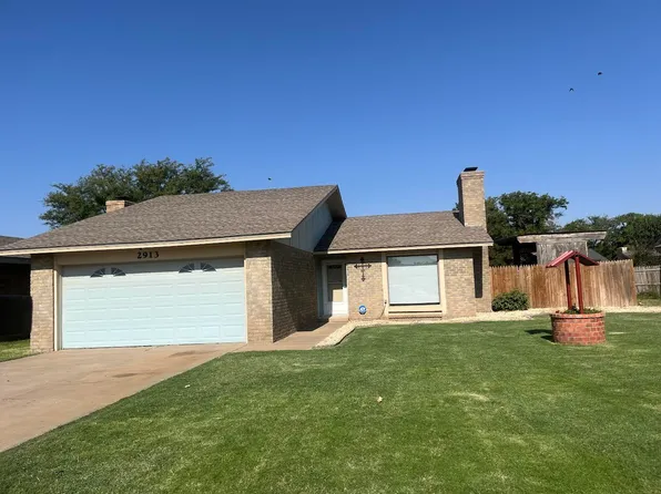 2913 Mesa Dr, Plainview, TX 79072