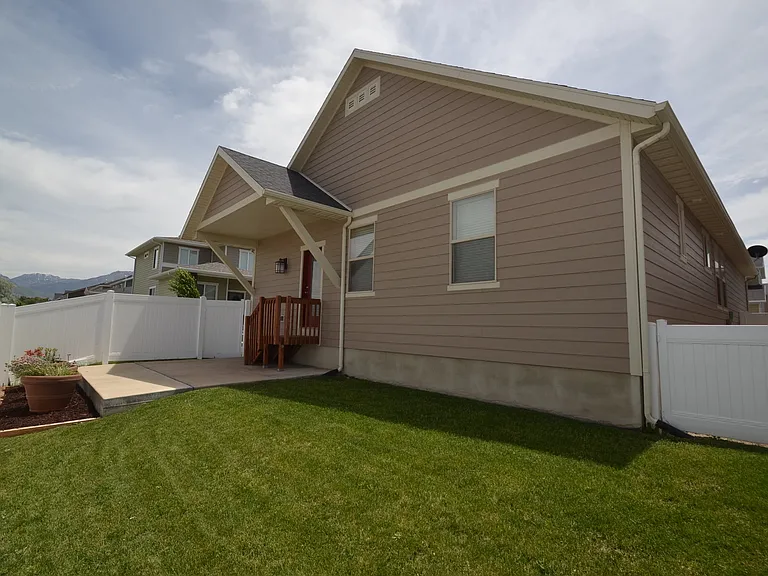 938 W Rebecca View Dr — Photo 25