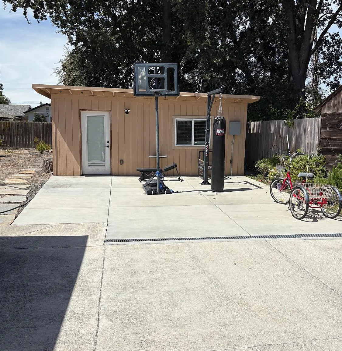 2613 Yajome St - Photo 10