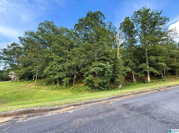 7577 Colonial Trce Cir