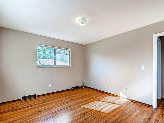 Master Bedroom Upstairs