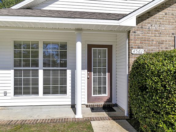 3rd image of 4561 Barrington Ln