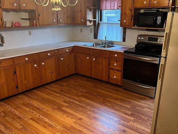 4th image of 4164 Penns Valley Rd