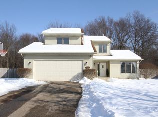 7251 Jamaica Ln, Portage, MI 49002