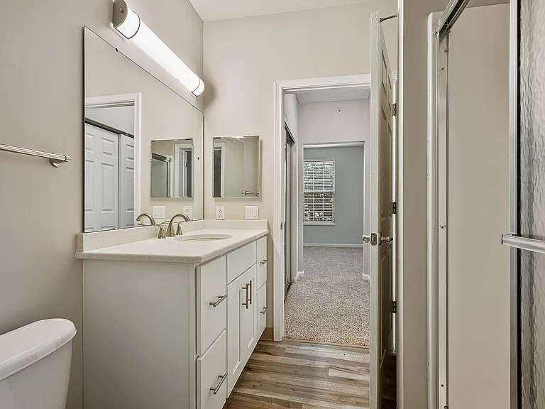 90 Berkley Manor Drive_18 3b2b Unit 1212