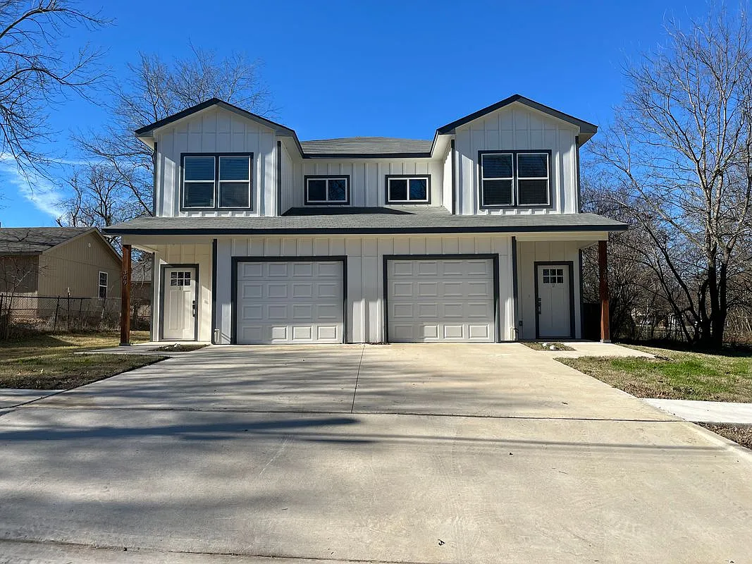 6 bed, 4.0 bath, 1421 sqft, $1,250 — Photo 1