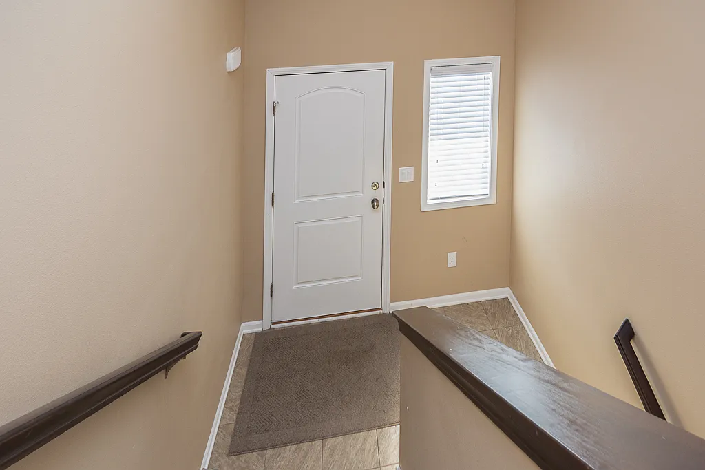 4 bed, 1650 sqft, $2,250 — Photo 2