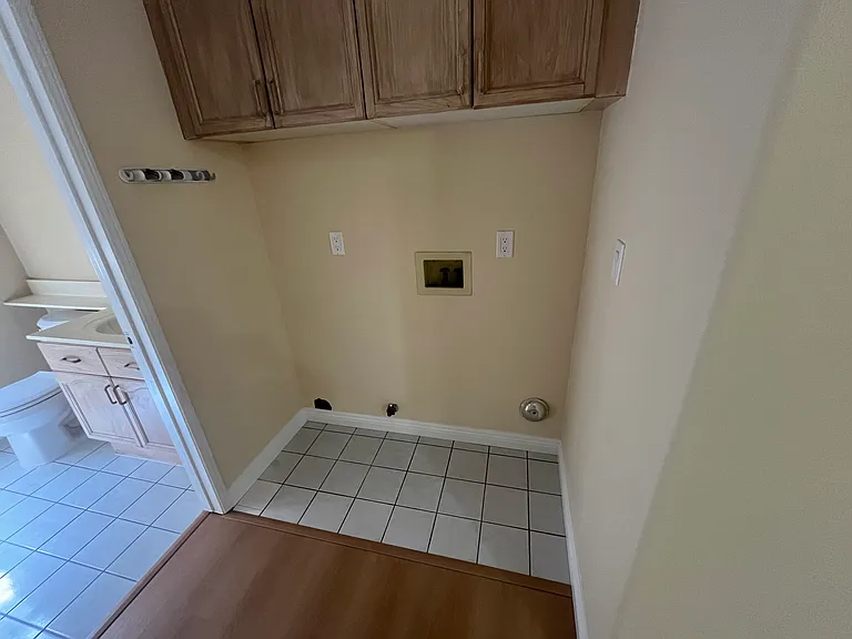 Main floor Laundry hooks