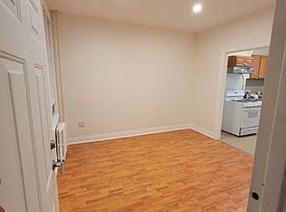 59-15 Woodbine St #1R, Ridgewood, NY 11385