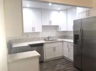 2411 Mathews Ave, Redondo Beach, CA 90278