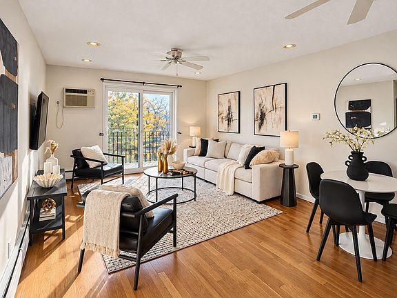 4th image of 50 Green St APT 209