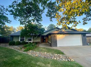 2605 La Crescenta Dr, Rescue, CA 95672